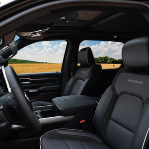 RAM 1500 Laramie Night Edition 0km