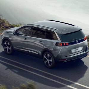 Peugeot 5008 GT 0km
