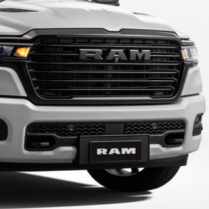 RAM 1500 Laramie Night Edition 0km